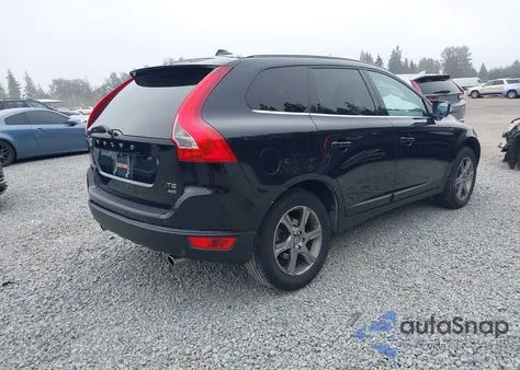 2012 Volvo Xc60 T6 z USA, uszkodzony, nr VIN YV4902DZ4C2341399